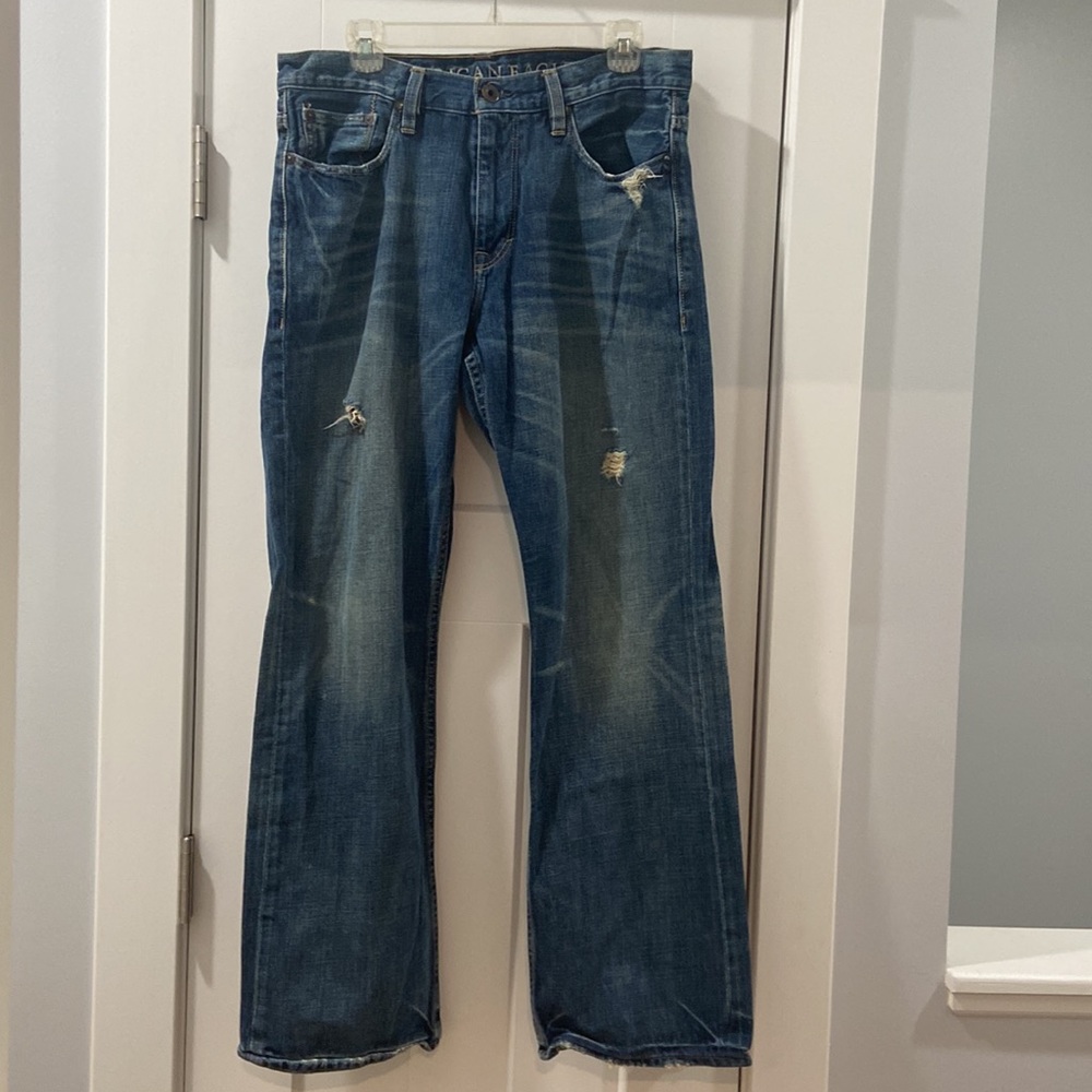 American Eagle men's distressed bootcut denim jeans 33 / 32 33x32 33/32
